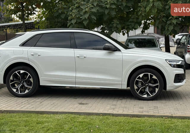 Белый Ауди Q8, объемом двигателя 3 л и пробегом 152 тыс. км за 38999 $, фото 2 на Automoto.ua