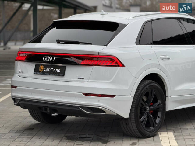 Белый Ауди Q8, объемом двигателя 3 л и пробегом 142 тыс. км за 43000 $, фото 10 на Automoto.ua