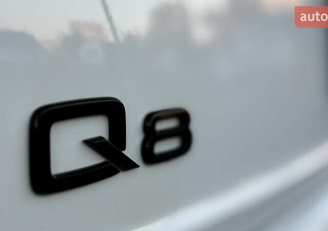 Білий Ауді Q8, об'ємом двигуна 3 л та пробігом 122 тис. км за 49999 $, фото 23 на Automoto.ua