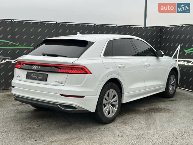 Білий Ауді Q8, об'ємом двигуна 2.97 л та пробігом 73 тис. км за 55000 $, фото 35 на Automoto.ua