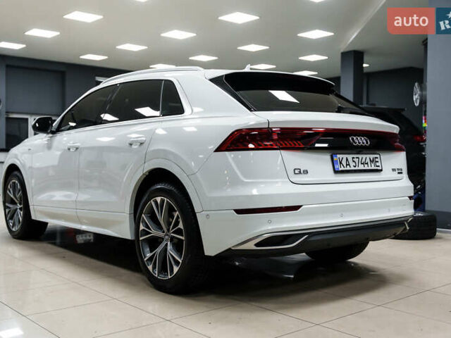 Белый Ауди Q8, объемом двигателя 3 л и пробегом 60 тыс. км за 62300 $, фото 8 на Automoto.ua