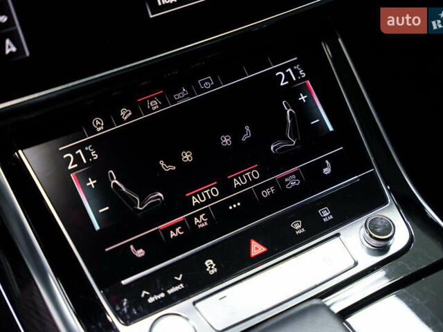 Белый Ауди Q8, объемом двигателя 3 л и пробегом 60 тыс. км за 62300 $, фото 23 на Automoto.ua