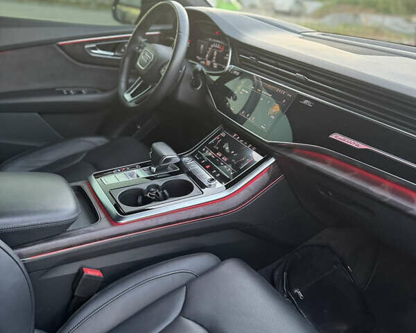 Білий Ауді Q8, об'ємом двигуна 3 л та пробігом 118 тис. км за 54000 $, фото 7 на Automoto.ua