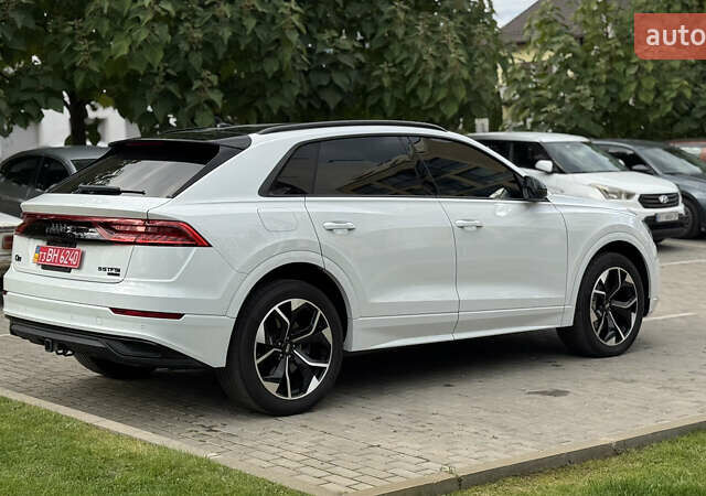 Белый Ауди Q8, объемом двигателя 3 л и пробегом 152 тыс. км за 39999 $, фото 3 на Automoto.ua