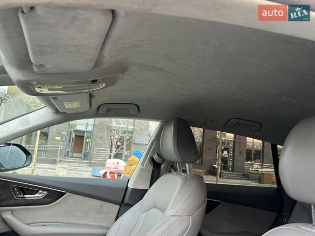 Белый Ауди Q8, объемом двигателя 2.97 л и пробегом 50 тыс. км за 49999 $, фото 6 на Automoto.ua