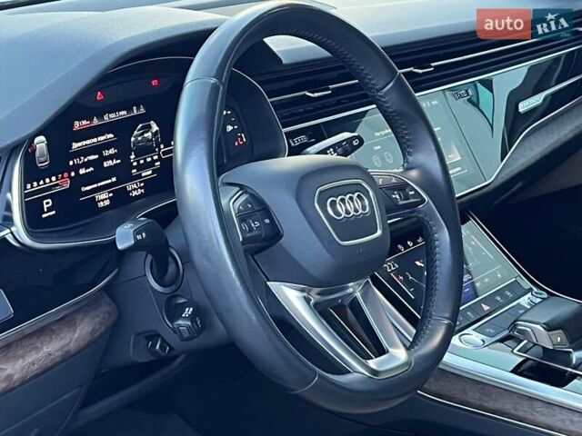 Белый Ауди Q8, объемом двигателя 3 л и пробегом 74 тыс. км за 63999 $, фото 31 на Automoto.ua