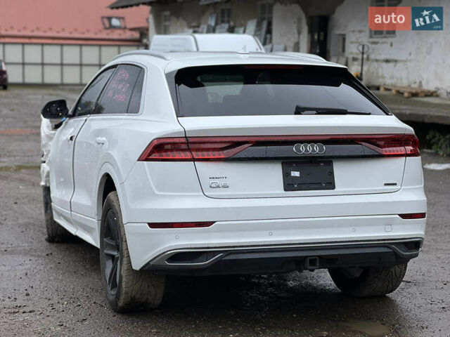 Белый Ауди Q8, объемом двигателя 3 л и пробегом 79 тыс. км за 29000 $, фото 1 на Automoto.ua