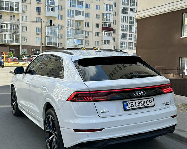 Білий Ауді Q8, об'ємом двигуна 3 л та пробігом 74 тис. км за 78200 $, фото 5 на Automoto.ua