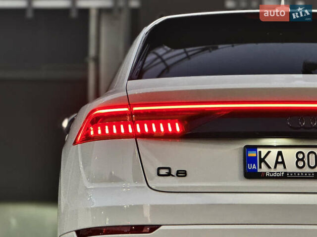 Білий Ауді Q8, об'ємом двигуна 3 л та пробігом 108 тис. км за 54999 $, фото 14 на Automoto.ua