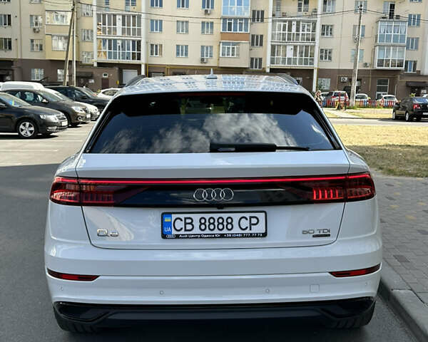 Білий Ауді Q8, об'ємом двигуна 3 л та пробігом 74 тис. км за 78200 $, фото 10 на Automoto.ua