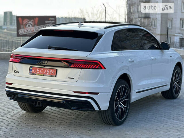 Білий Ауді Q8, об'ємом двигуна 3 л та пробігом 63 тис. км за 66000 $, фото 11 на Automoto.ua