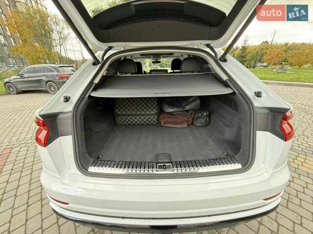 Ауди Q8 2020 в Львове на Automoto.ua Белый Ауди Q8, объемом двигателя 3 л и пробегом 76 тыс. км за 64100 $, фото 32 на Automoto.ua