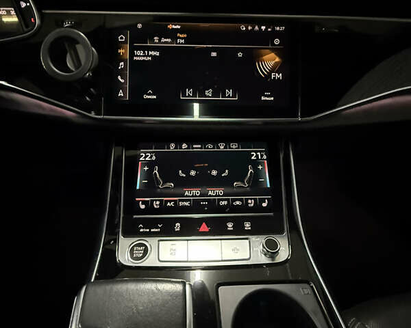 Белый Ауди Q8, объемом двигателя 3 л и пробегом 160 тыс. км за 57000 $, фото 4 на Automoto.ua