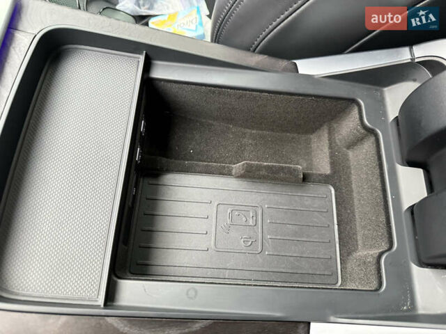 Ауди Q8 2020 в Львове на Automoto.ua Белый Ауди Q8, объемом двигателя 3 л и пробегом 76 тыс. км за 64100 $, фото 46 на Automoto.ua