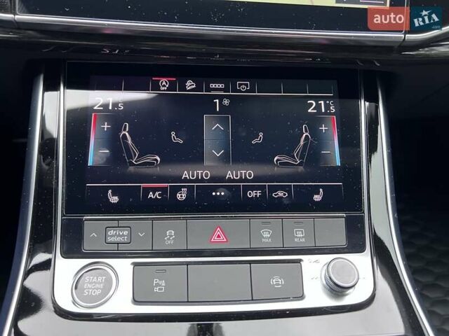 Белый Ауди Q8, объемом двигателя 3 л и пробегом 110 тыс. км за 63300 $, фото 78 на Automoto.ua