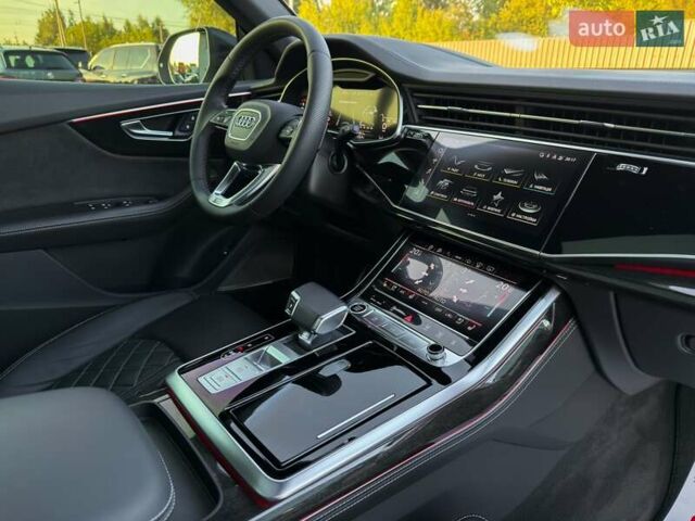 Белый Ауди Q8, объемом двигателя 3 л и пробегом 107 тыс. км за 74267 $, фото 109 на Automoto.ua