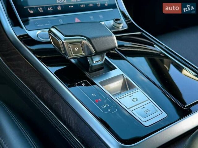 Белый Ауди Q8, объемом двигателя 2.97 л и пробегом 166 тыс. км за 57000 $, фото 42 на Automoto.ua