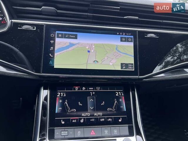 Белый Ауди Q8, объемом двигателя 3 л и пробегом 110 тыс. км за 63300 $, фото 77 на Automoto.ua