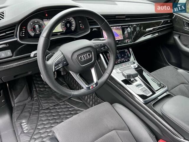 Белый Ауди Q8, объемом двигателя 3 л и пробегом 110 тыс. км за 63300 $, фото 91 на Automoto.ua