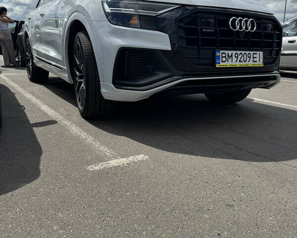 Белый Ауди Q8, объемом двигателя 3 л и пробегом 30 тыс. км за 59000 $, фото 3 на Automoto.ua