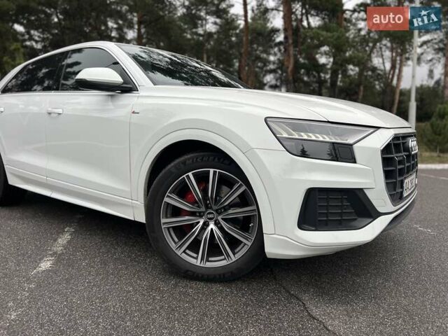 Белый Ауди Q8, объемом двигателя 3 л и пробегом 110 тыс. км за 63300 $, фото 11 на Automoto.ua