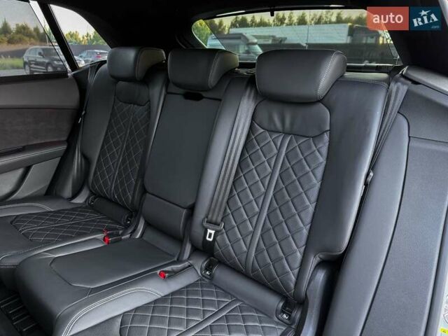 Белый Ауди Q8, объемом двигателя 3 л и пробегом 107 тыс. км за 74267 $, фото 81 на Automoto.ua
