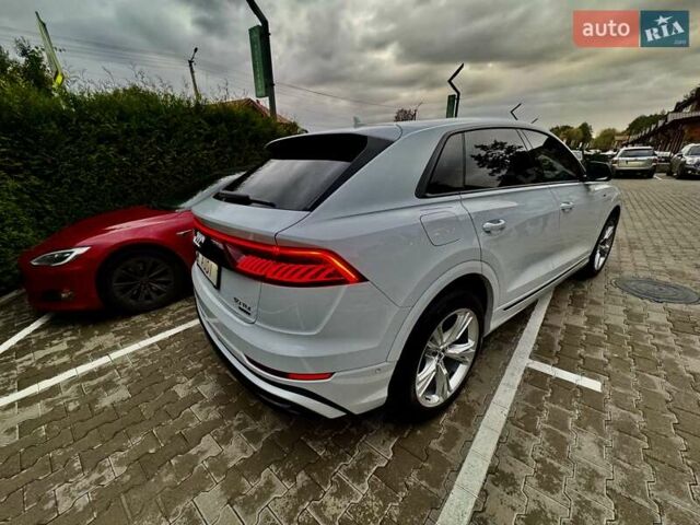 Білий Ауді Q8, об'ємом двигуна 2.97 л та пробігом 165 тис. км за 55900 $, фото 9 на Automoto.ua