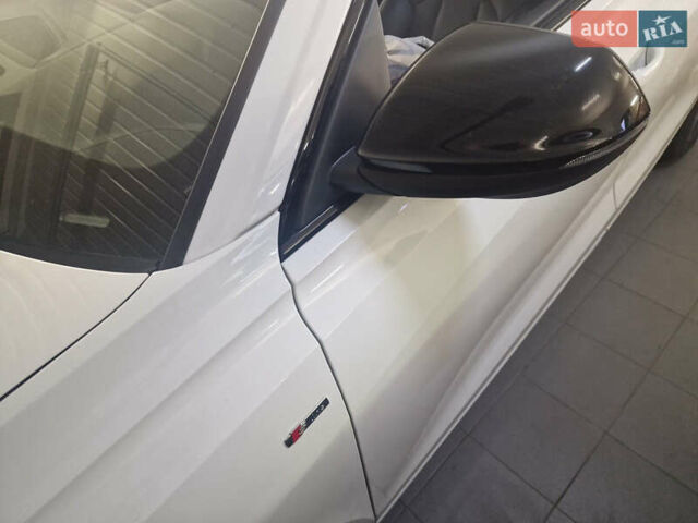 Белый Ауди Q8, объемом двигателя 3 л и пробегом 1 тыс. км за 93000 $, фото 5 на Automoto.ua
