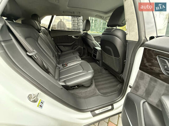 Ауди Q8 2020 в Львове на Automoto.ua Белый Ауди Q8, объемом двигателя 3 л и пробегом 76 тыс. км за 64100 $, фото 27 на Automoto.ua
