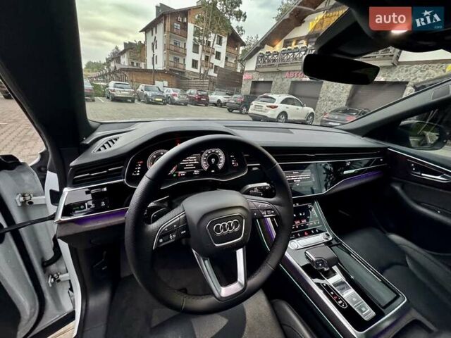 Білий Ауді Q8, об'ємом двигуна 2.97 л та пробігом 165 тис. км за 55900 $, фото 28 на Automoto.ua