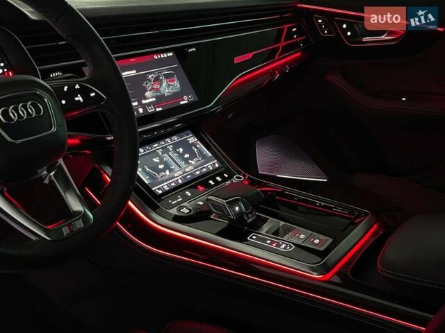 Белый Ауди Q8, объемом двигателя 3 л и пробегом 107 тыс. км за 74267 $, фото 143 на Automoto.ua