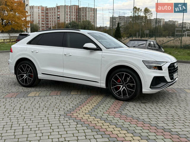 Ауди Q8 2020 в Львове на Automoto.ua Белый Ауди Q8, объемом двигателя 3 л и пробегом 76 тыс. км за 64100 $, фото 3 на Automoto.ua