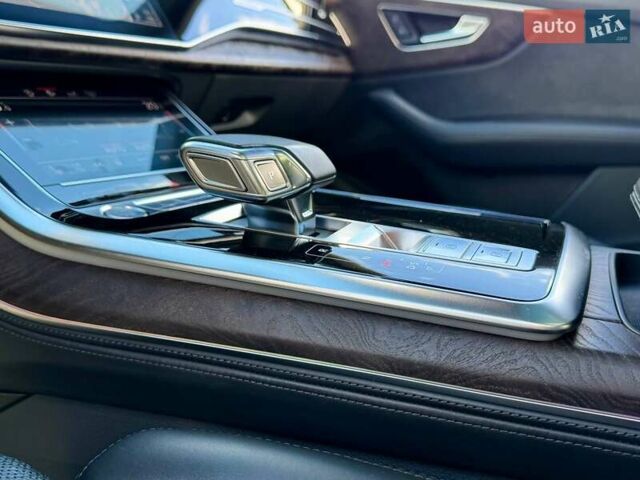 Белый Ауди Q8, объемом двигателя 2.97 л и пробегом 166 тыс. км за 57000 $, фото 45 на Automoto.ua