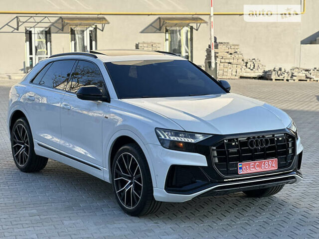 Белый Ауди Q8, объемом двигателя 3 л и пробегом 63 тыс. км за 65000 $, фото 5 на Automoto.ua