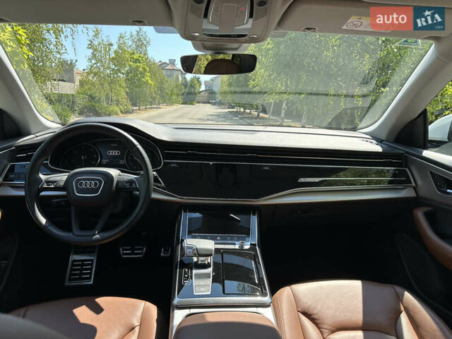 Белый Ауди Q8, объемом двигателя 2.97 л и пробегом 109 тыс. км за 61500 $, фото 12 на Automoto.ua