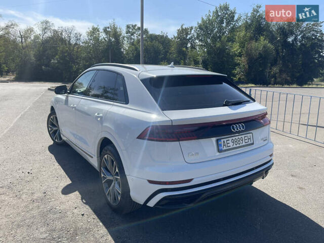 Белый Ауди Q8, объемом двигателя 2.97 л и пробегом 87 тыс. км за 70000 $, фото 6 на Automoto.ua