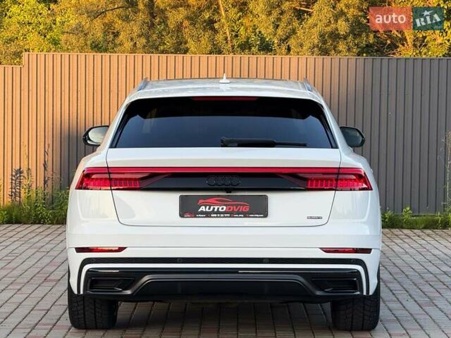 Белый Ауди Q8, объемом двигателя 3 л и пробегом 107 тыс. км за 74267 $, фото 4 на Automoto.ua