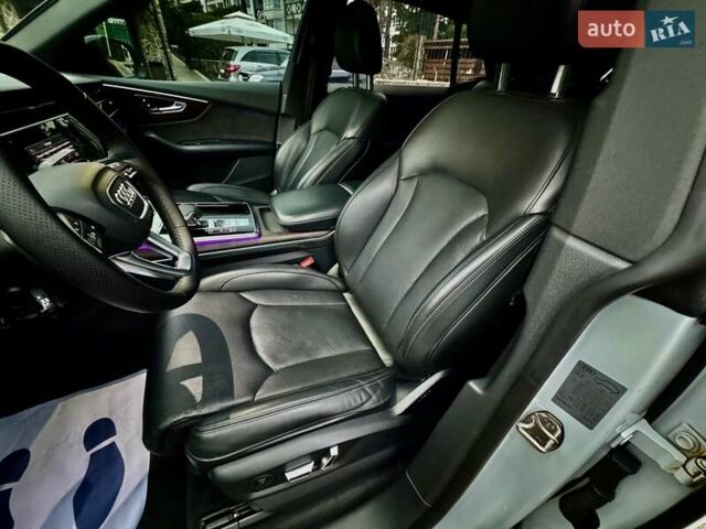 Білий Ауді Q8, об'ємом двигуна 2.97 л та пробігом 165 тис. км за 55900 $, фото 29 на Automoto.ua