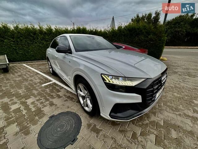 Білий Ауді Q8, об'ємом двигуна 2.97 л та пробігом 165 тис. км за 55900 $, фото 5 на Automoto.ua