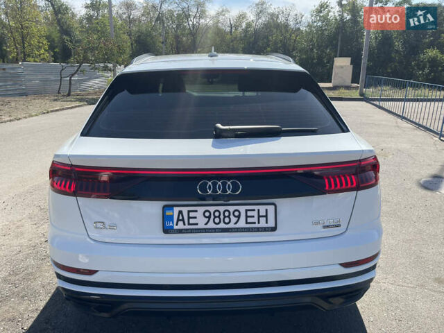 Белый Ауди Q8, объемом двигателя 2.97 л и пробегом 87 тыс. км за 70000 $, фото 5 на Automoto.ua