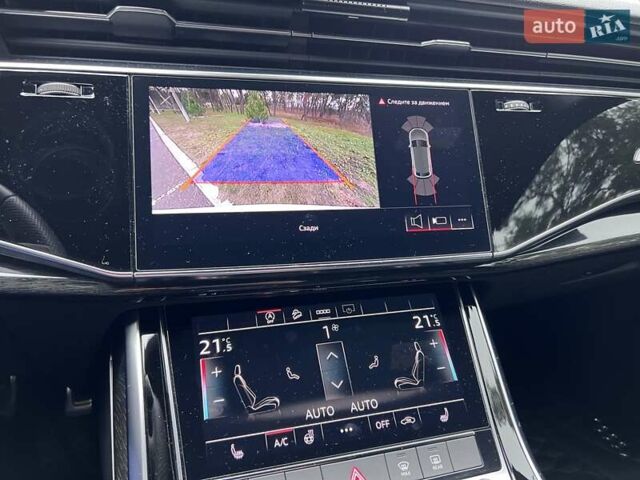 Белый Ауди Q8, объемом двигателя 3 л и пробегом 110 тыс. км за 63300 $, фото 88 на Automoto.ua