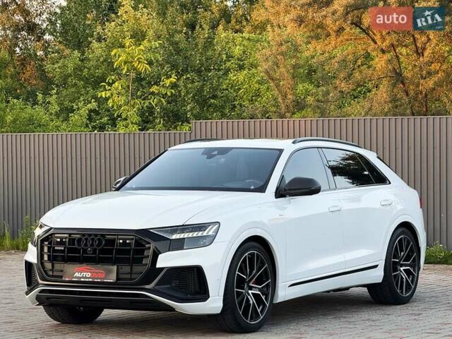 Белый Ауди Q8, объемом двигателя 3 л и пробегом 107 тыс. км за 74267 $, фото 7 на Automoto.ua