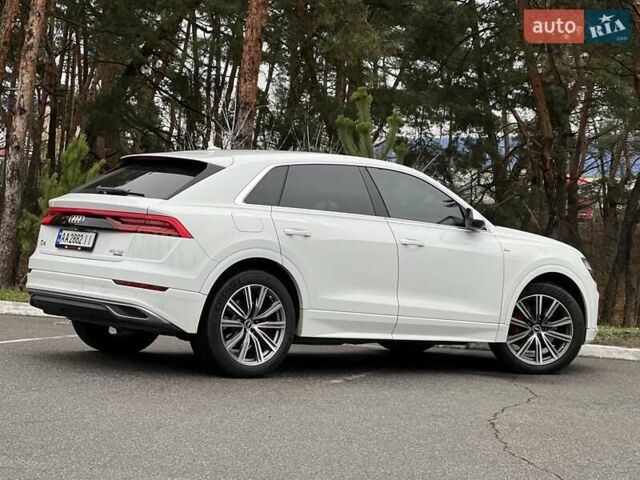 Белый Ауди Q8, объемом двигателя 3 л и пробегом 110 тыс. км за 63300 $, фото 18 на Automoto.ua
