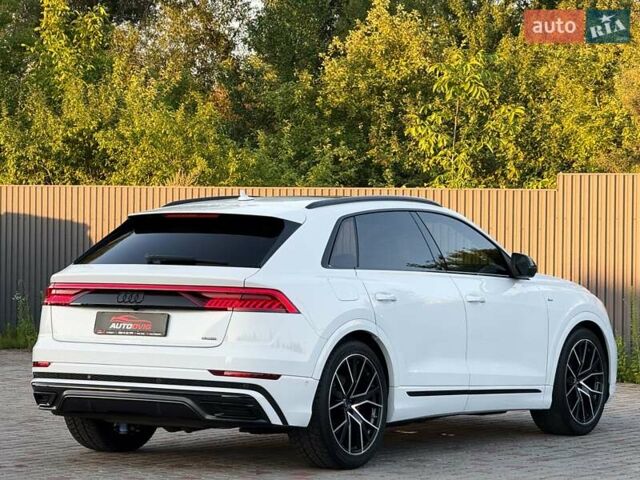Белый Ауди Q8, объемом двигателя 3 л и пробегом 107 тыс. км за 74267 $, фото 3 на Automoto.ua