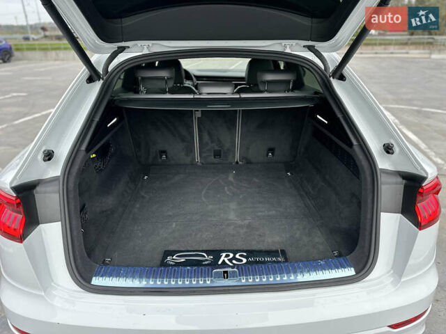 Белый Ауди Q8, объемом двигателя 2.97 л и пробегом 65 тыс. км за 65000 $, фото 27 на Automoto.ua