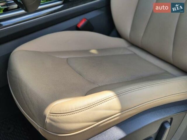 Белый Ауди Q8, объемом двигателя 3 л и пробегом 62 тыс. км за 59999 $, фото 26 на Automoto.ua
