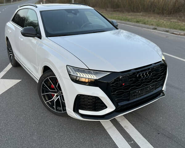 Белый Ауди Q8, объемом двигателя 3 л и пробегом 33 тыс. км за 67999 $, фото 5 на Automoto.ua