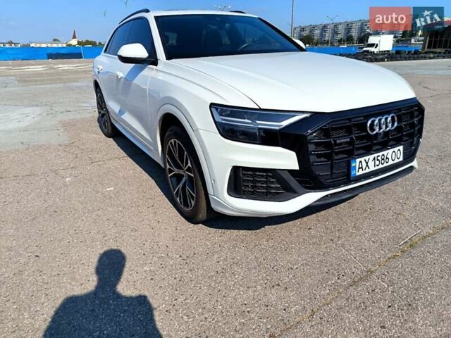 Білий Ауді Q8, об'ємом двигуна 3 л та пробігом 20 тис. км за 59000 $, фото 2 на Automoto.ua