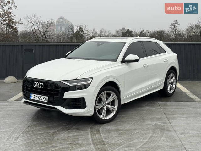 Белый Ауди Q8, объемом двигателя 3 л и пробегом 102 тыс. км за 52000 $, фото 1 на Automoto.ua
