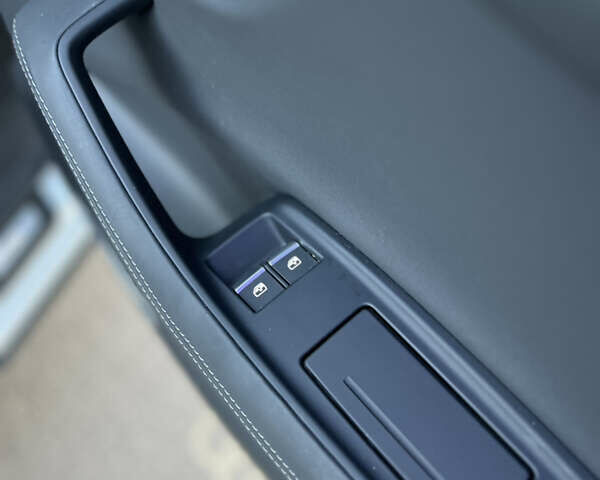 Белый Ауди Q8, объемом двигателя 3 л и пробегом 33 тыс. км за 67999 $, фото 55 на Automoto.ua